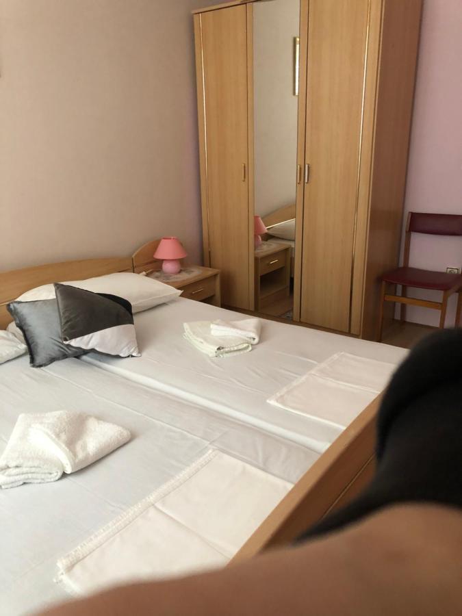 Apartman Refik Daire Mali Lošinj Dış mekan fotoğraf